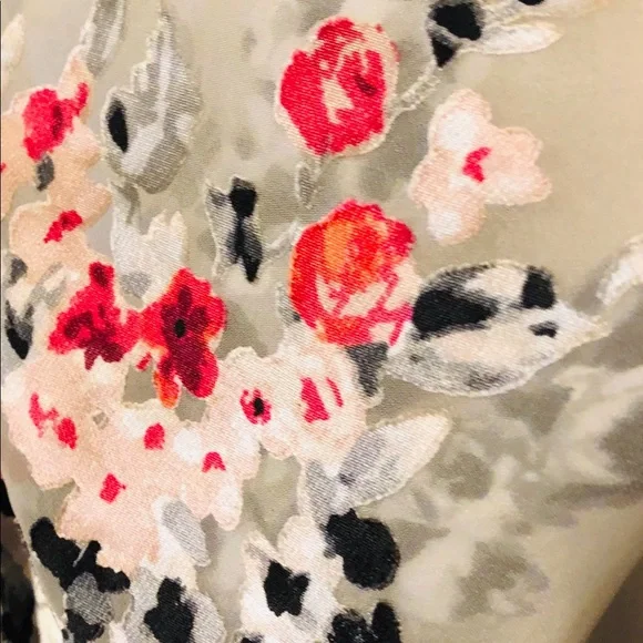 White House Black Market Pink Relaxed Smocked Blouse - Picture 7 of 12